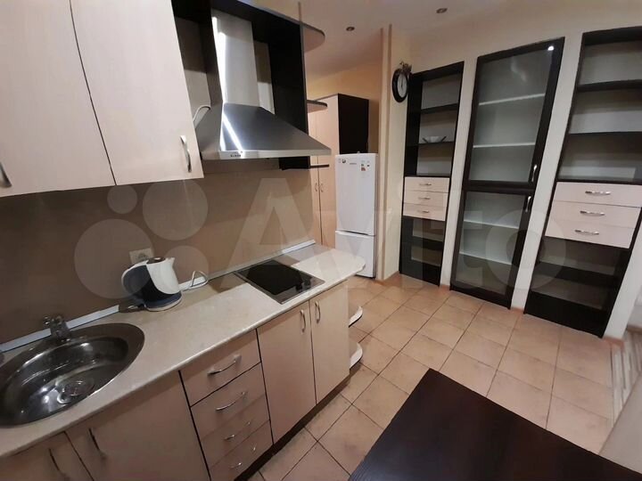 2-к. квартира, 40 м², 9/14 эт.