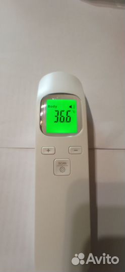 Бесконтактный термометр градусник