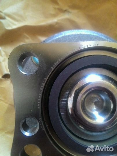 Ступица задняя Ford Fiesta 1699196 (оригинал)