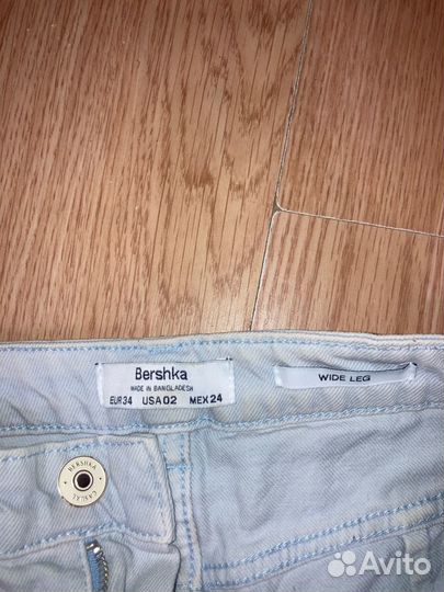 Джинсы bershka 34