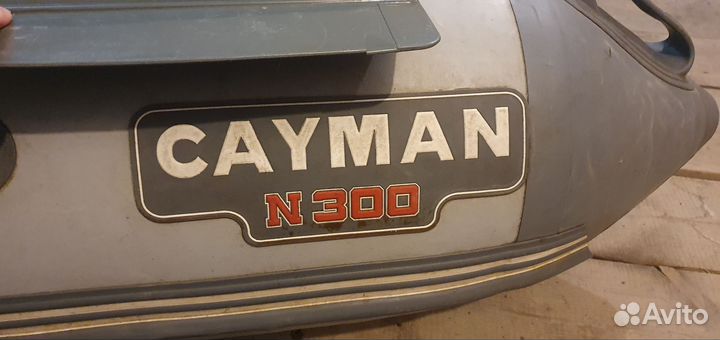 Лодка cayman 300