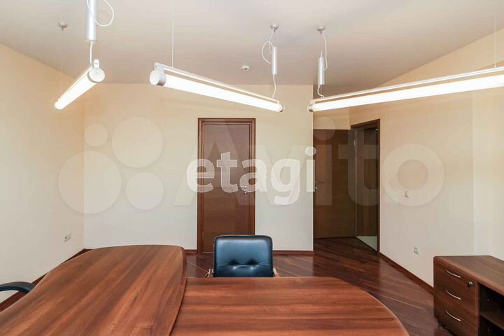 Продам офисное помещение, 147.7 м²