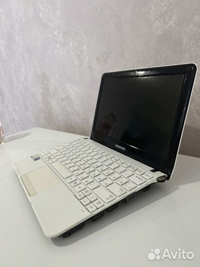 Нетбук samsung nc110