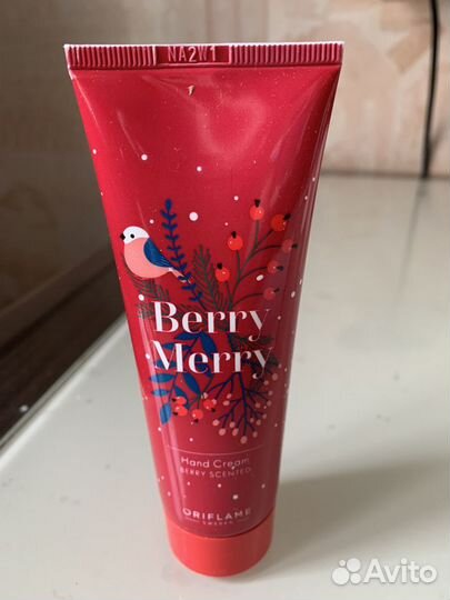 Крем для рук Oriflame Berry Merry
