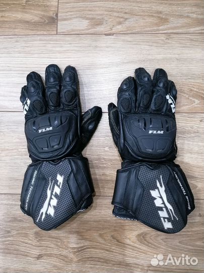 Перчатки для мотоцикла