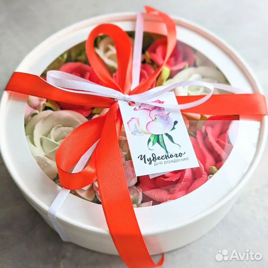 Коробочка с розами из зефира