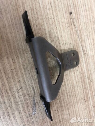 Болт успокоителя цепи Ssangyong Actyon