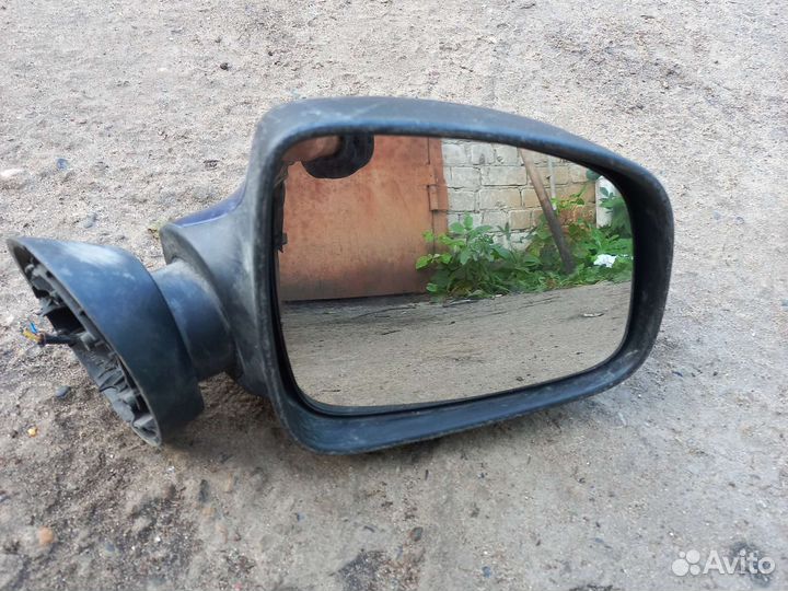 Рено Логан 1 фаза 2 Правое зеркало