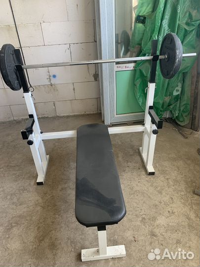 Стойка для штанги, штанга, скамья