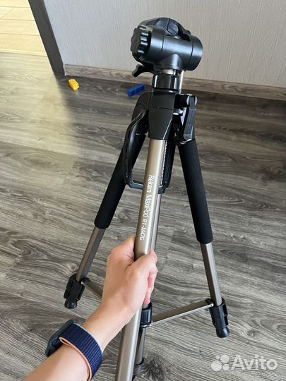 Фотоаппарат Sony SLT-A37 18-135 штатив, сумка