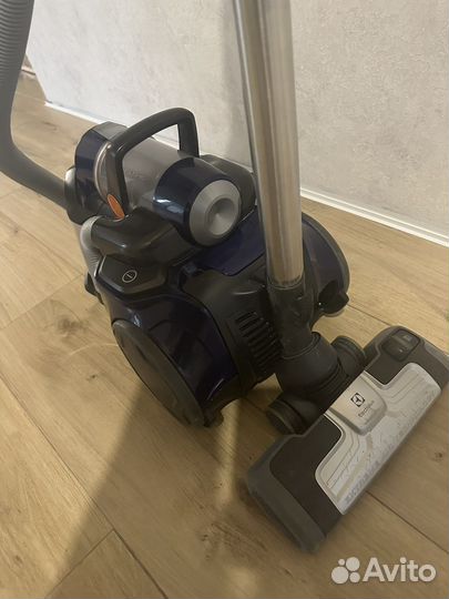 Пылесос electrolux б/у