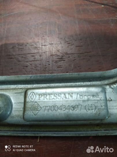 Стеклоподъемник задний левый Renault Fluence седан