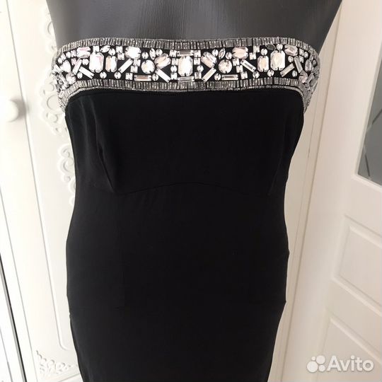 Вечернее платье со стразами