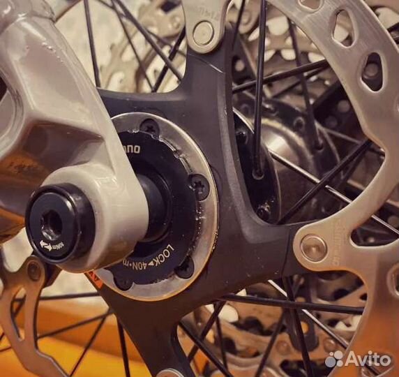 Адаптер Shimano SM-RTaD05 6 болтов на Center Lock