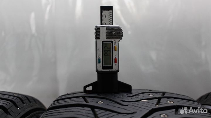 Marshal WinterCraft SUV Ice WS31 215/60 R17 100T