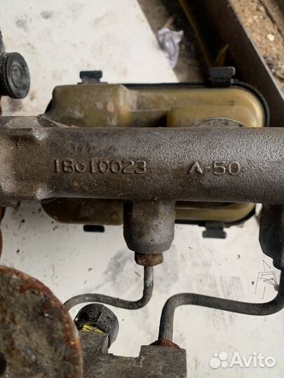 Вакуумный усилитель тормозов с гтц