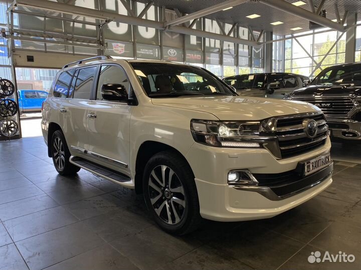 Toyota Land Cruiser 4.5 AT, 2019, 123 293 км