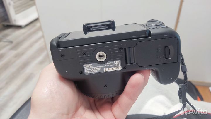 Фотоаппарат canon eos 250d kit 18 55mm