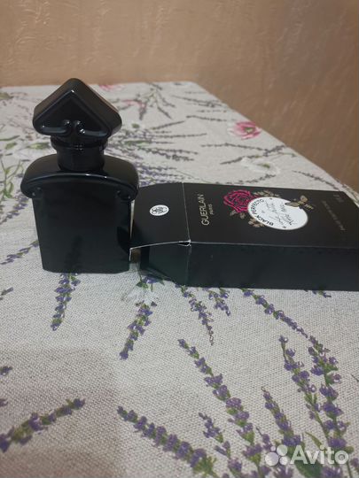 Guerlain black perfecto by la petite robe noire 30