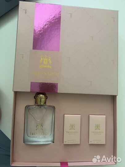 Trussardi delicate rose
