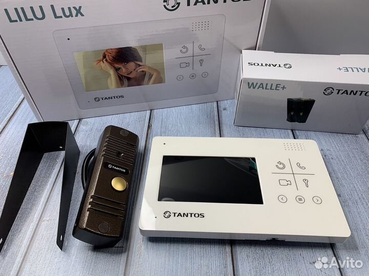 Видеодомофон Tantos Lilu Lux комплект