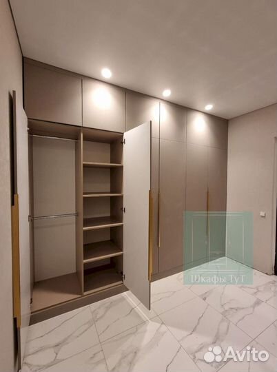 Стенка в гостиную