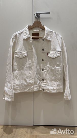 Джинсовая куртка женская