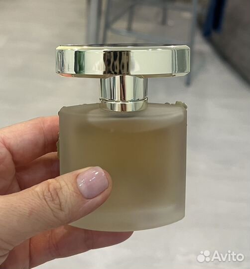 Духи женские oscar DE LA renta Bella Essence