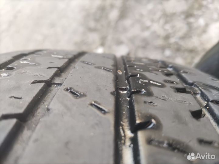 Triangle TR257 235/60 R18