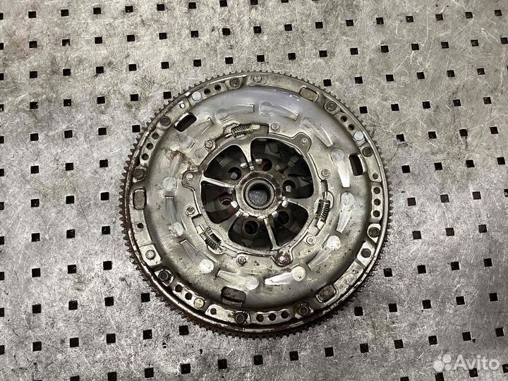 Маховик Volkswagen Golf