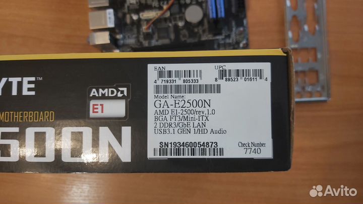 Материнская плата Gigabyte GA-E2500N