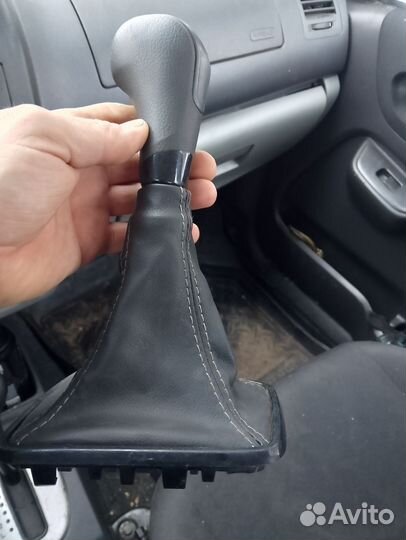 Чехол,ручка кпп LADA Vesta
