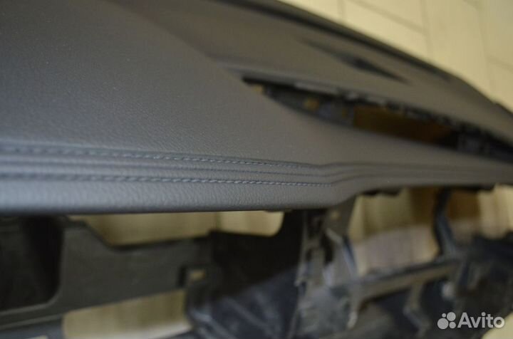 Торпедо панель приборов Toyota Highlander New