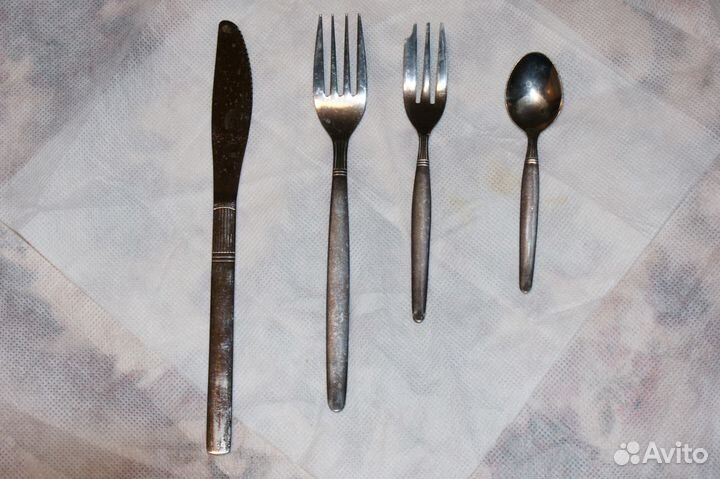Ножи и вилки