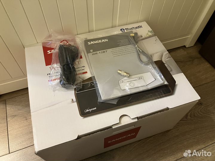 Sangean WR-12BT радиоприемник Аналоговый Грецкий о