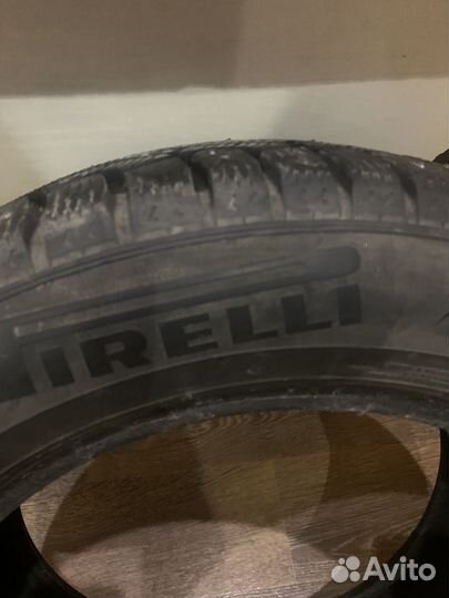 Pirelli Ice Zero 205/60 R16