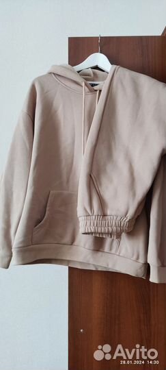 Костюм утеплённый женский и толстовка