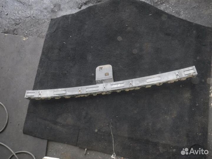 Направляющая заднего бампера Focus 2 рест