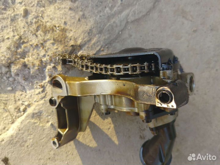 Масляный насос Volkswagen Polo Sedan CFN 105 1.6