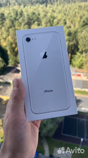 iPhone 8, 64 ГБ