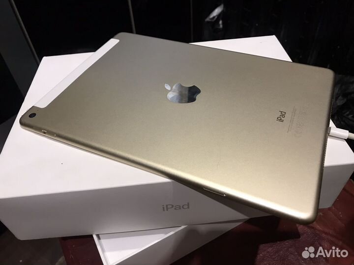 iPad (2020), 16 GB, gold, 4G, LTE