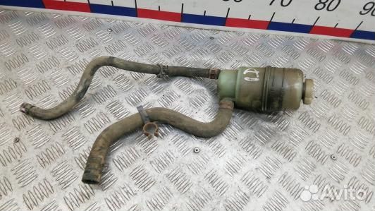 Бачок гу mitsubishi pajero 4 (1DN13NO01)