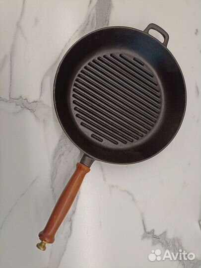 Сковорода чугунная Hackman 27,5