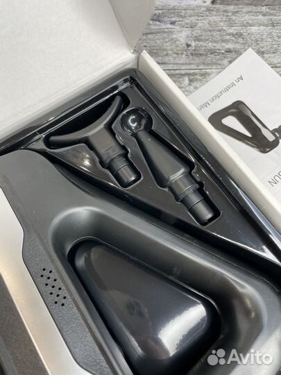 Перкуссионный массажер isa 8 насадок