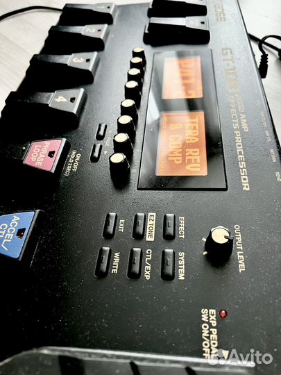 Boss GT-100
