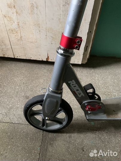 Продам самокат roces