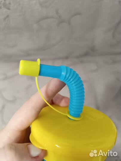 Стакан Несквик с крышкой и трубочкой 200 мл