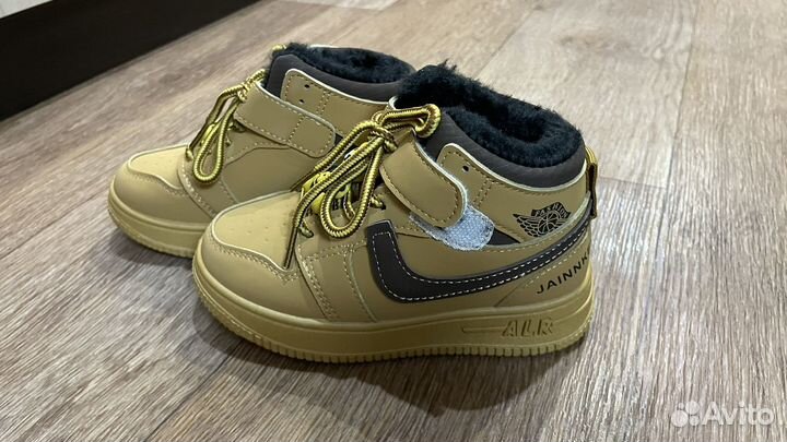 Ботинки демисезонные