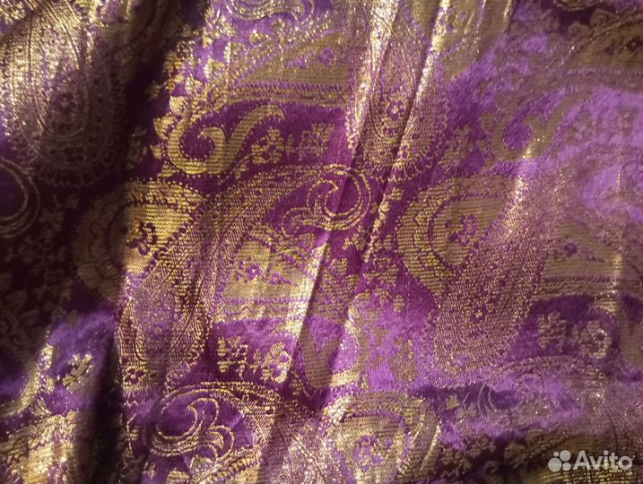 Парча золотая на натуральном шелке. Винтаж
