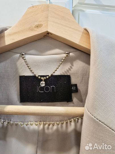 Плащ женский 46 размера